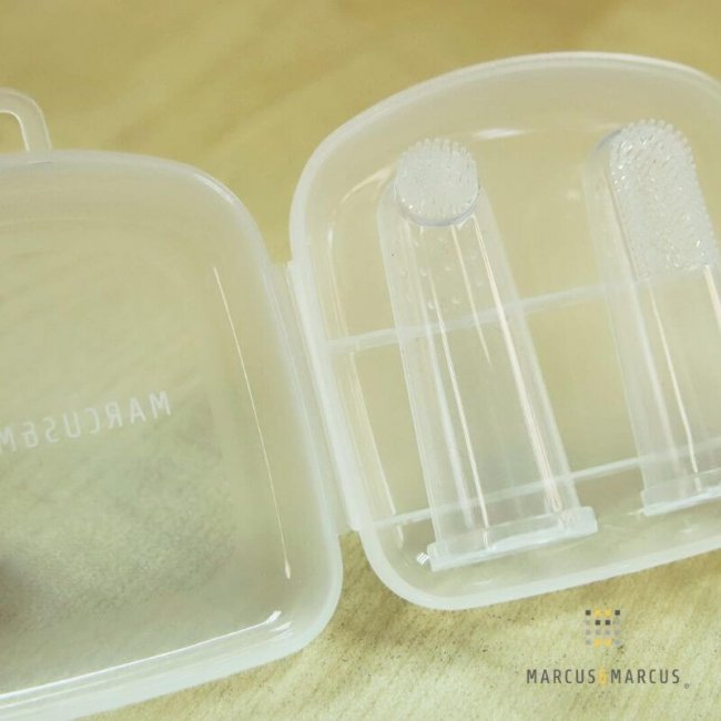 Βρεφικές Δακτυλικές Οδοντόβουρτσες Σιλικόνης της Marcus & marcus Finger toothbrush & gum massager set