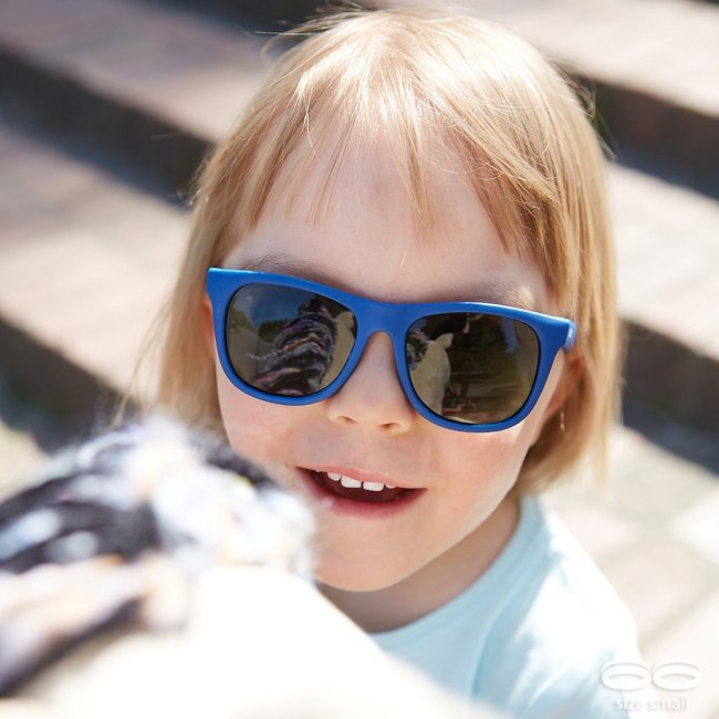 Τα Itooti είναι ανθεκτικά, κομψά και πάνω από όλα εντελώς ασφαλή και ελαστικά γυαλιά ηλίου για παιδιά με εύκαμπτους σκελετούς.